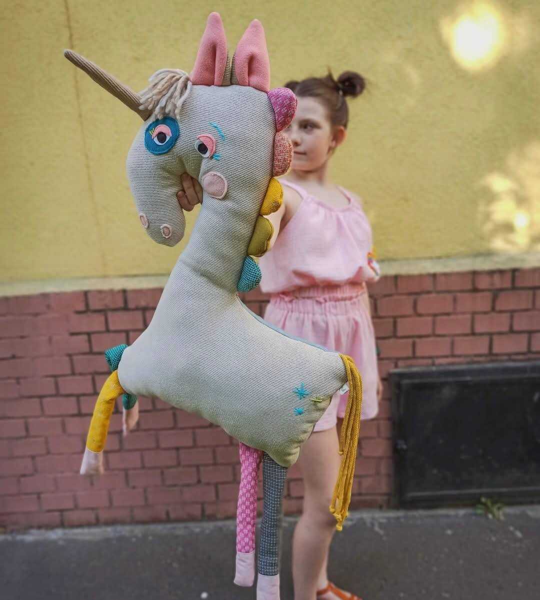 Miért varrok kézzel készült textil játékokat gyerekeknek?